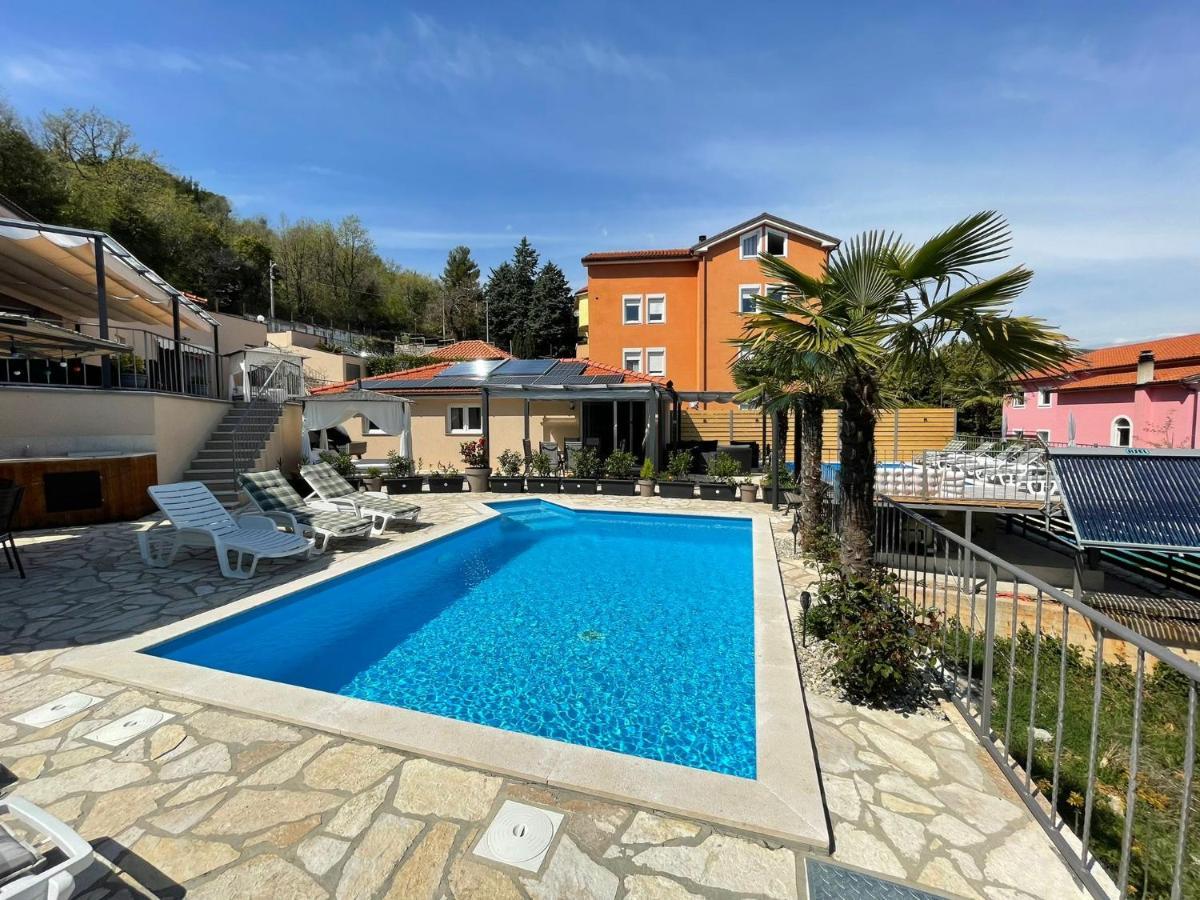 Apartments Kroatien ลอฟราน ภายนอก รูปภาพ
