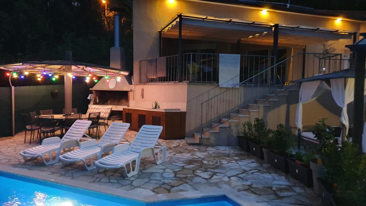 Apartments Kroatien ลอฟราน ภายนอก รูปภาพ