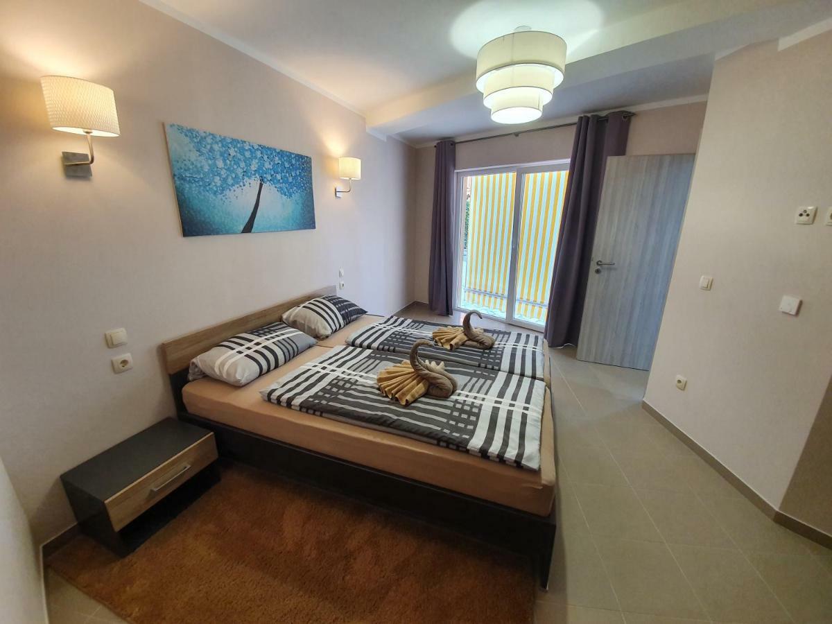 Apartments Kroatien ลอฟราน ภายนอก รูปภาพ